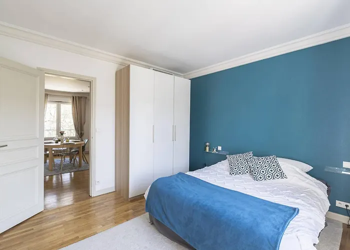 Duplex Elegant Au Coeur De - 2 - Fr-1-870-15 Реймс