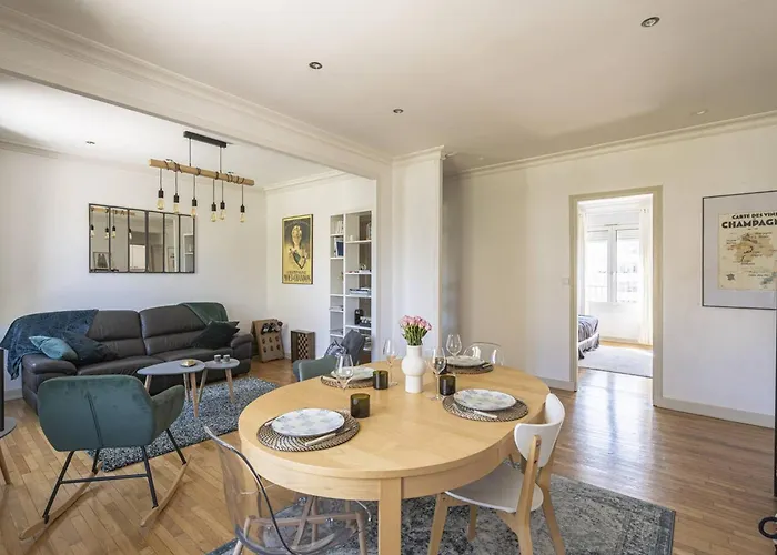 Duplex Elegant Au Coeur De - 2 - Fr-1-870-15 * Реймс